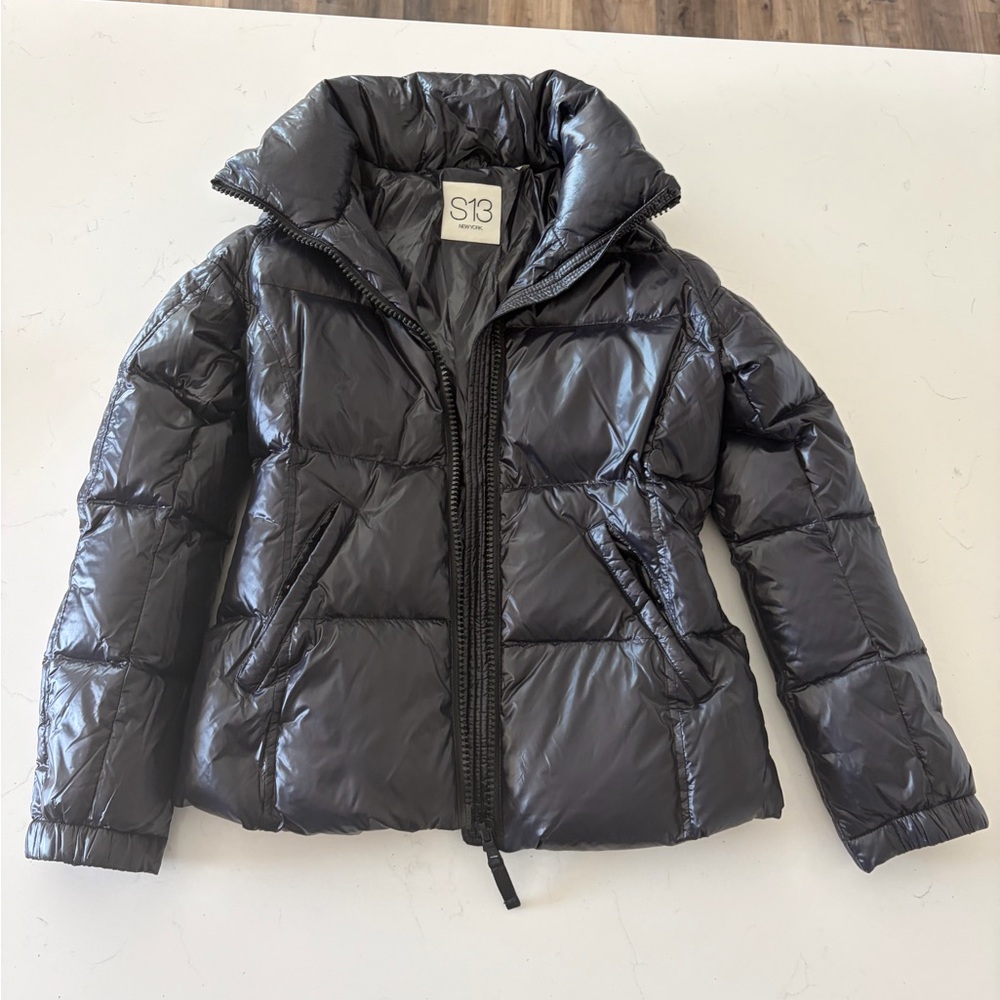 End of season sale!!! S13 Women's Shiny Black Puffer Jacket